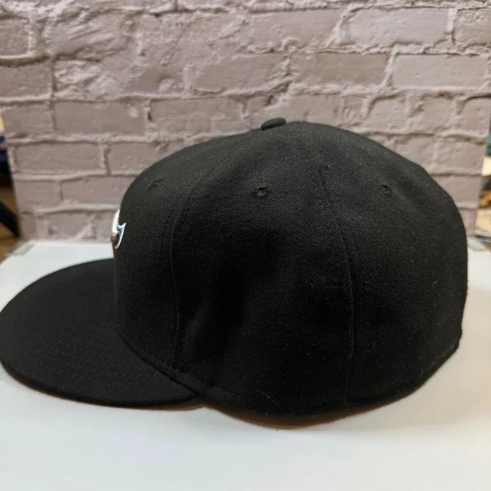New Era 59FIFTY Hat Mens 7 3/8 Black Tampa Bay Rays Authentic On Field Cap